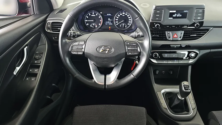 HYUNDAI i30 i30 1.5 DPI Classic +