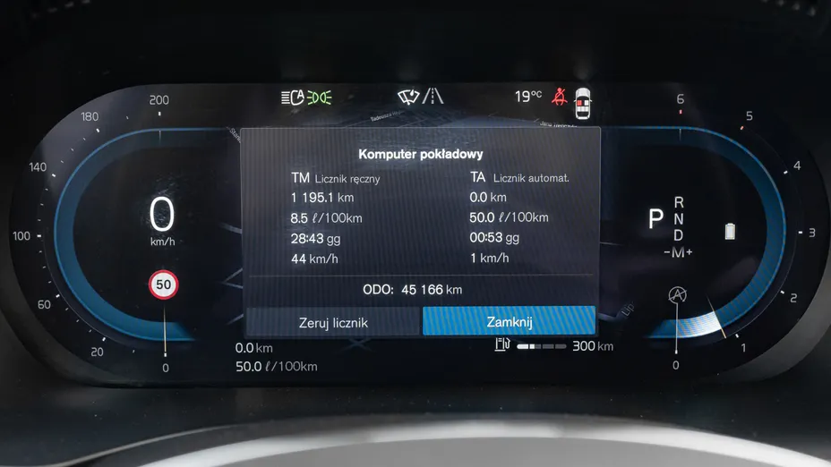 VOLVO XC60 XC60 B4 D AWD Plus Dark aut