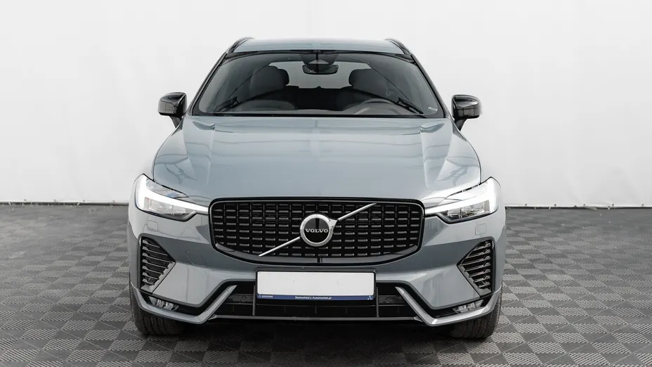 VOLVO XC60 XC60 B4 D AWD Plus Dark aut