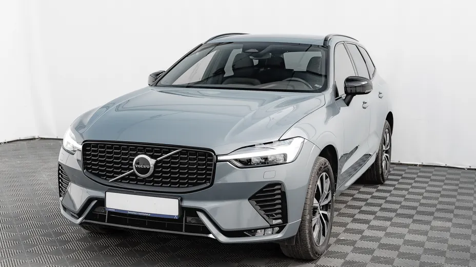 VOLVO XC60 XC60 B4 D AWD Plus Dark aut