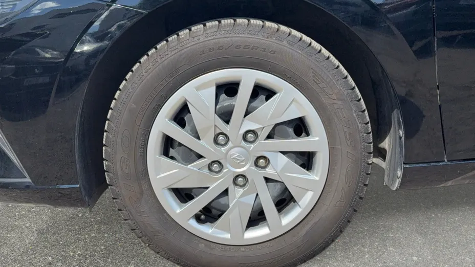 HYUNDAI Elantra Elantra 1.6 Modern