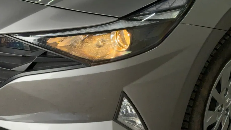 HYUNDAI Elantra Elantra 1.6 Modern