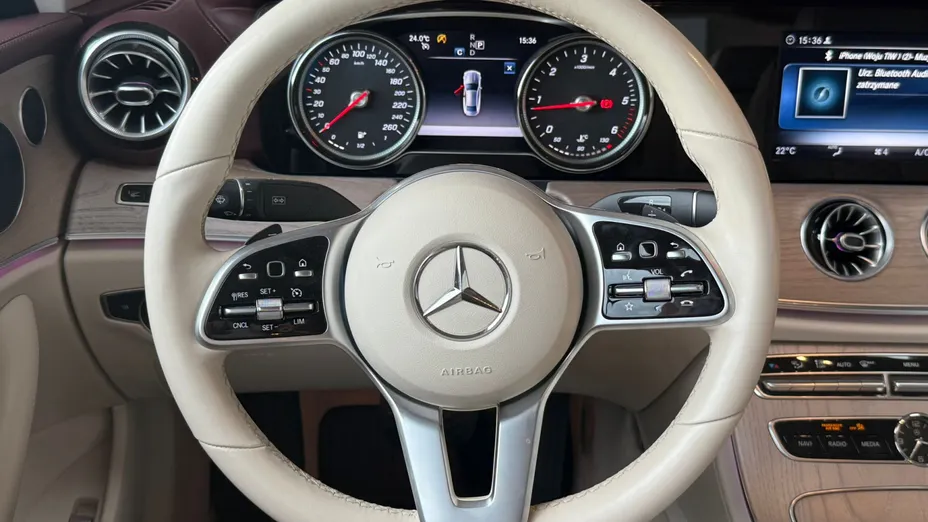 MERCEDES-BENZ E Klasa E 220 d Coupe 4-Matic 9G-TRONIC