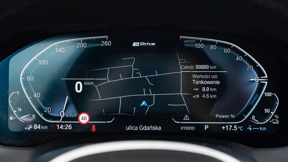 BMW Seria 3 330e xDrive M Sport sport-aut