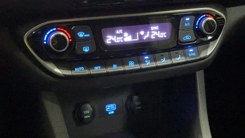 HYUNDAI i30 i30 1.5 DPI Comfort