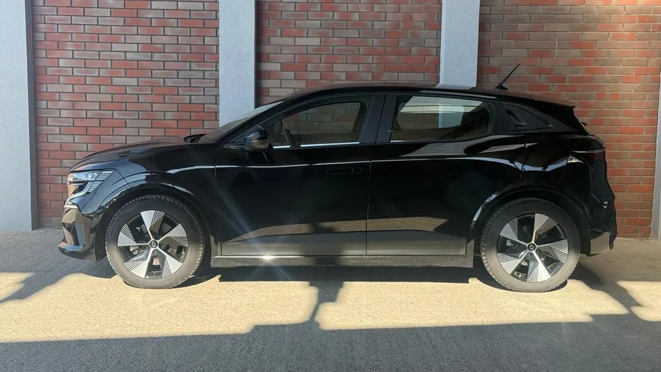 RENAULT Megane Megane EV40 Equilibre