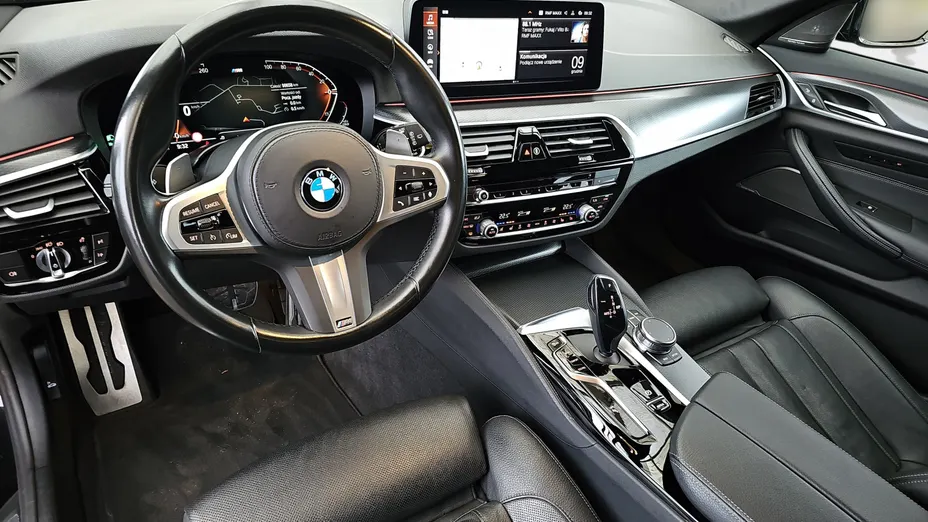 BMW Seria 5 530d xDrive mHEV M Sport sport-aut