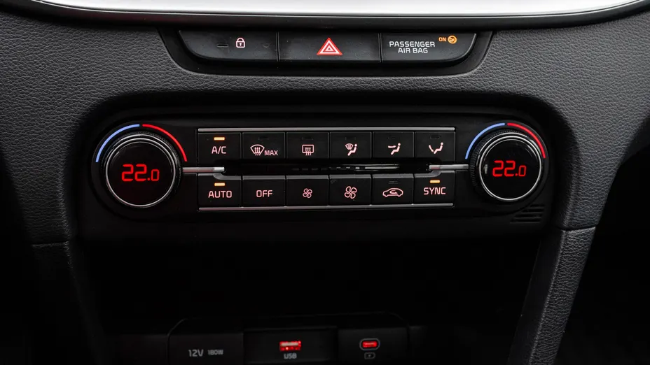 KIA Cee'd Ceed 1.5 T-GDI M