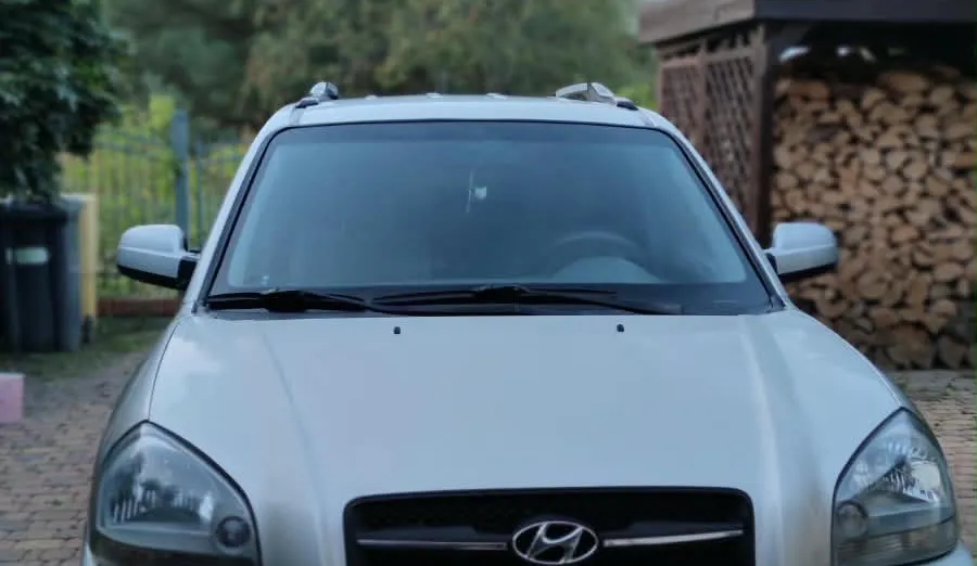 HYUNDAI Tucson -