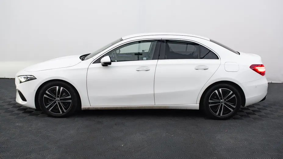 MERCEDES-BENZ A Klasa A 200 d Progressive 8G-DCT