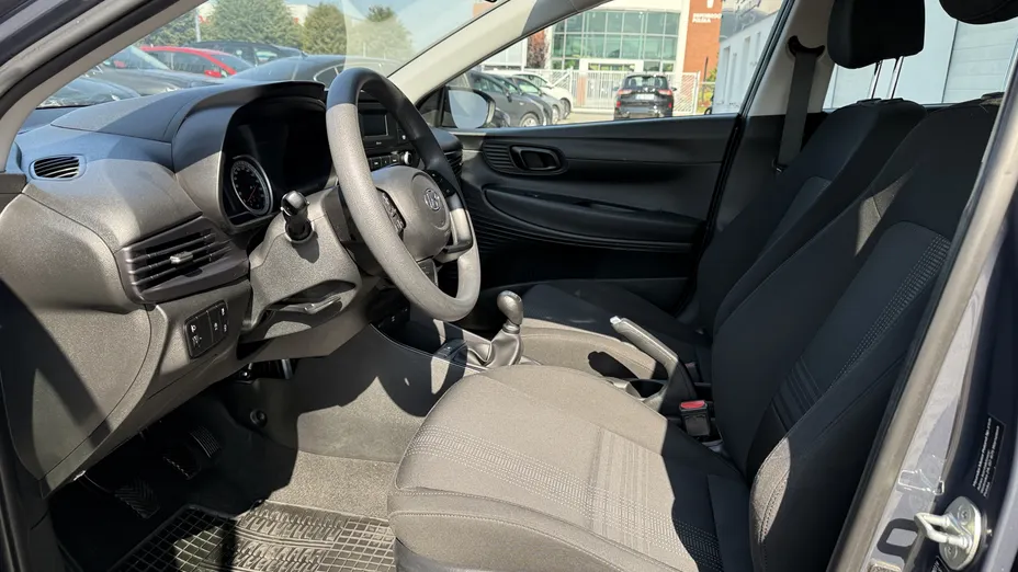 HYUNDAI i20 i20 1.2 Pure