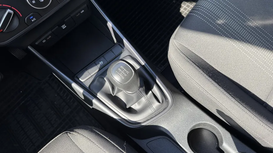 HYUNDAI i20 i20 1.2 Pure