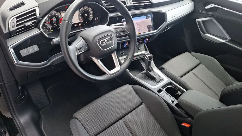 AUDI Q3 Sportback -