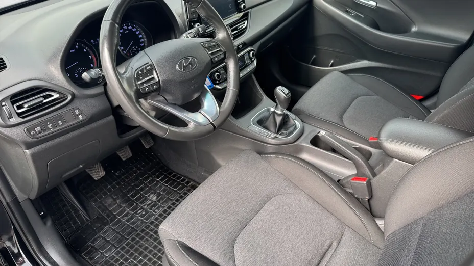 HYUNDAI i30 i30 1.5 T-GDI 48V Smart