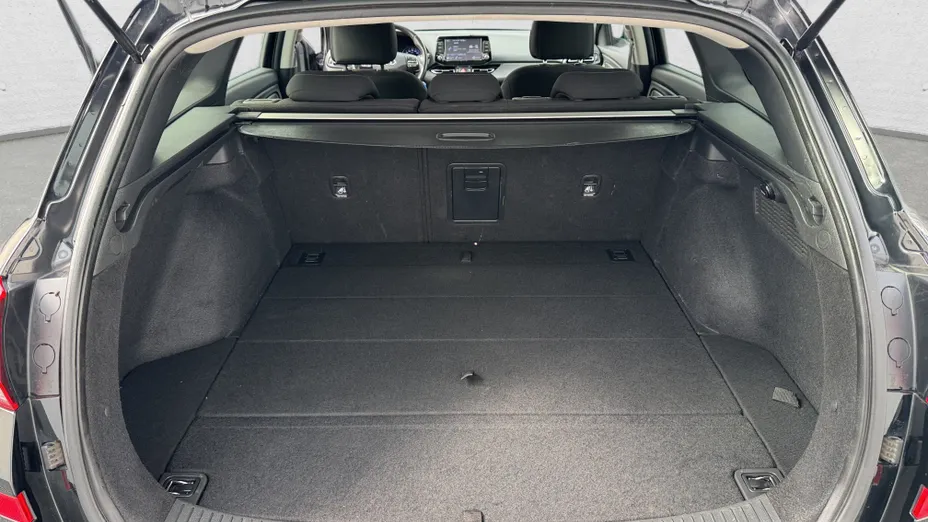 HYUNDAI i30 i30 1.5 T-GDI 48V Smart