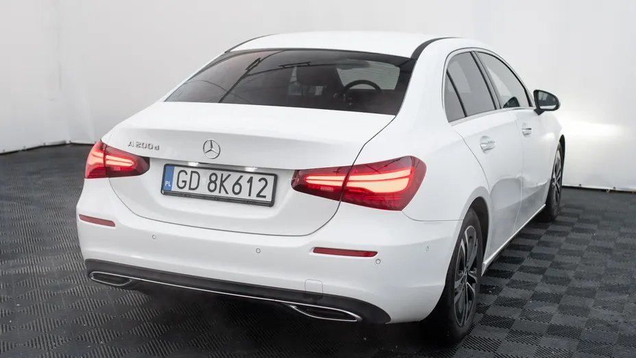 MERCEDES-BENZ A Klasa A 200 d Progressive 8G-DCT