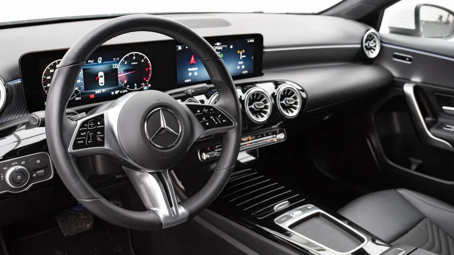 MERCEDES-BENZ A Klasa A 200 d Progressive 8G-DCT