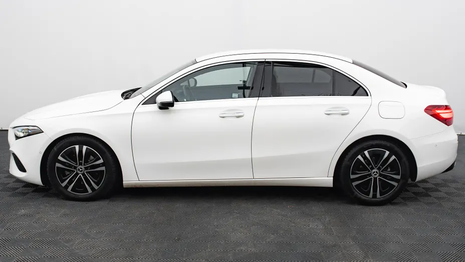 MERCEDES-BENZ A Klasa A 200 d Progressive 8G-DCT