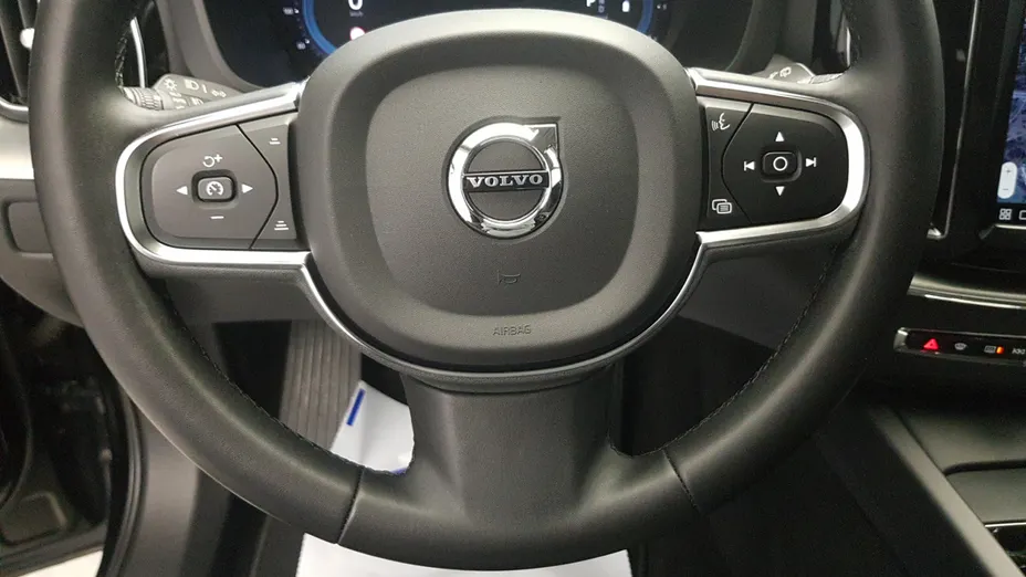 VOLVO XC60 XC60 B4 D AWD Core aut