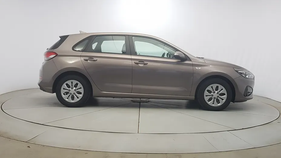 HYUNDAI i30 i30 1.5 DPI Classic +