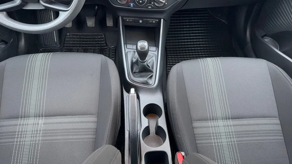 HYUNDAI i20 i20 1.2 Pure