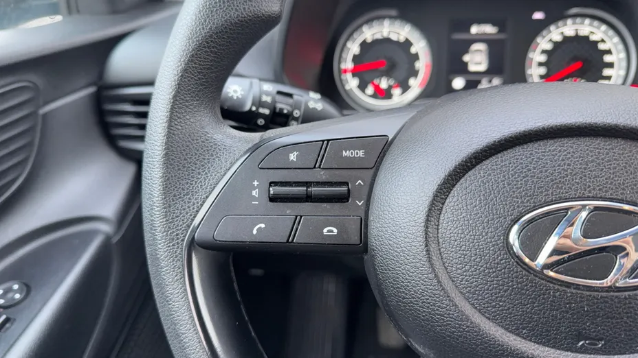 HYUNDAI i20 i20 1.2 Pure