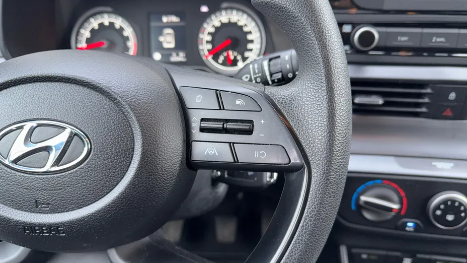 HYUNDAI i20 i20 1.2 Pure