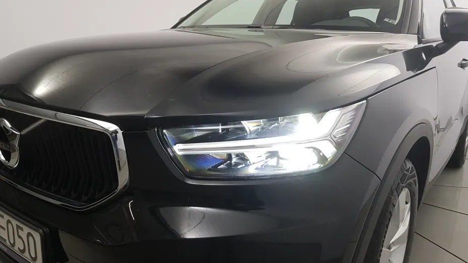 VOLVO XC40 XC40 T3 Momentum Pro aut