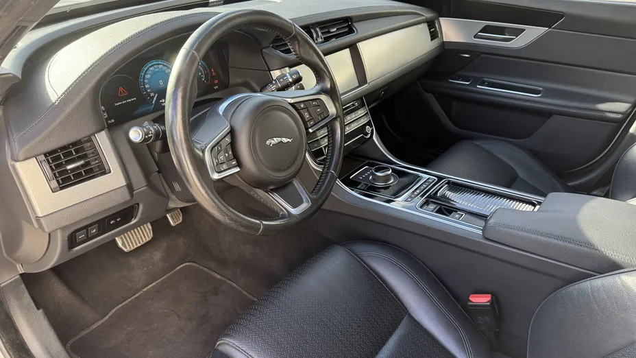 JAGUAR XF XF 2.0 i4D Prestige aut