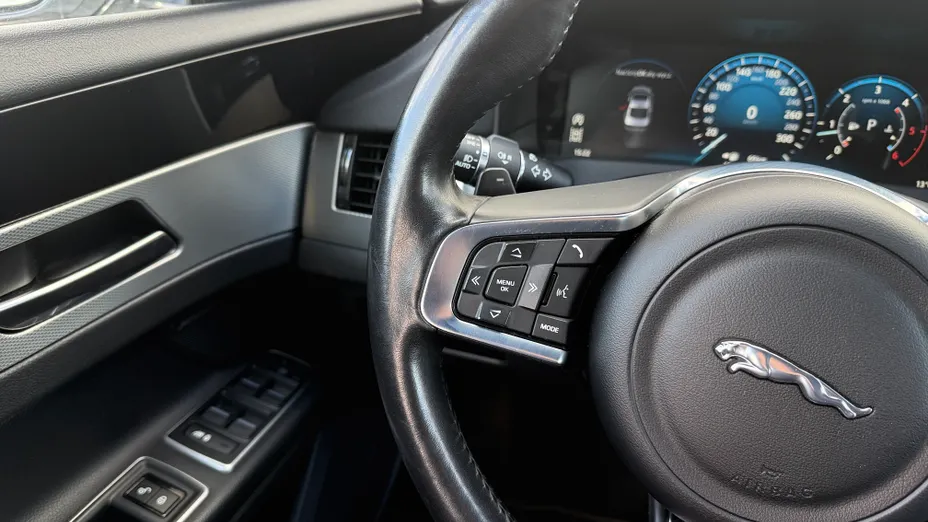 JAGUAR XF XF 2.0 i4D Prestige aut