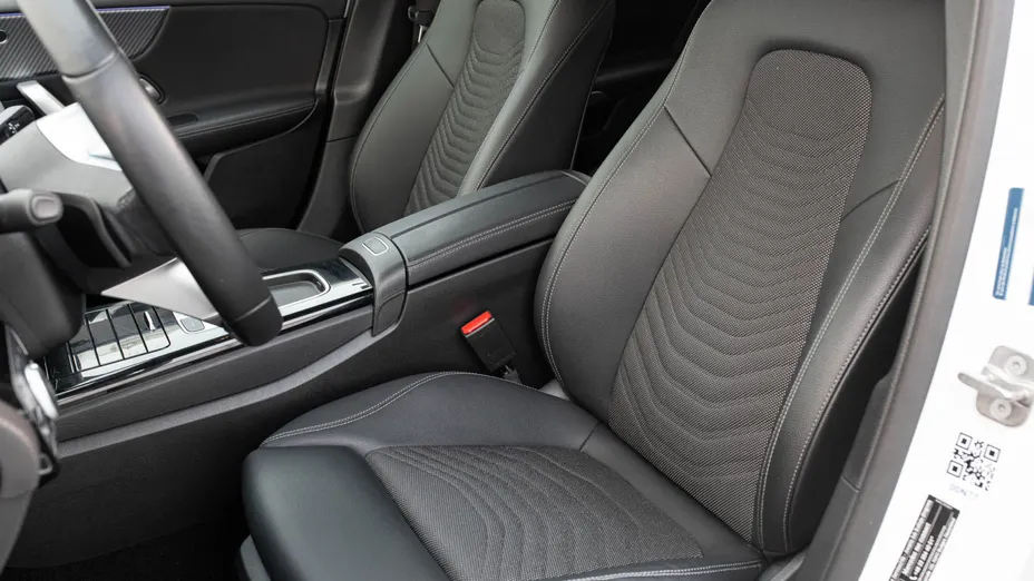 MERCEDES-BENZ A Klasa A 200 d Progressive 8G-DCT