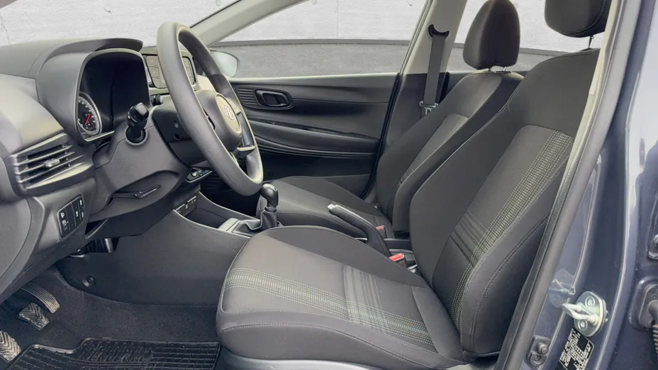 HYUNDAI i20 i20 1.2 Pure