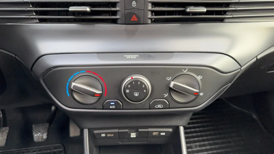 HYUNDAI i20 i20 1.2 Pure