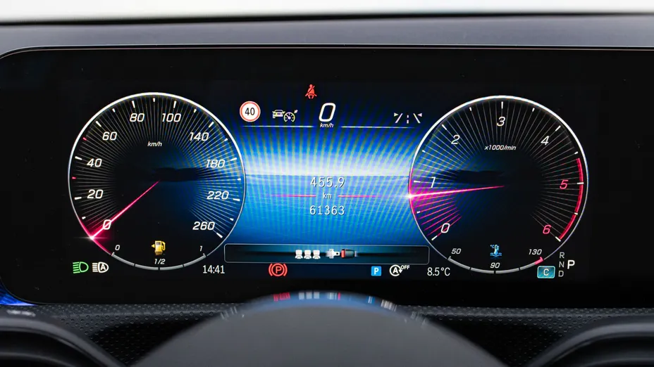 MERCEDES-BENZ A Klasa A 200 d Progressive 8G-DCT