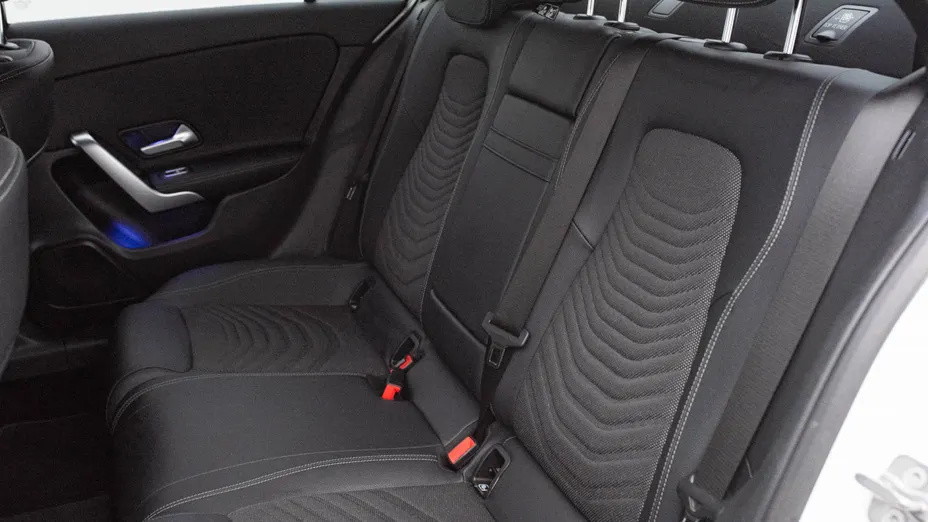 MERCEDES-BENZ A Klasa A 200 d Progressive 8G-DCT