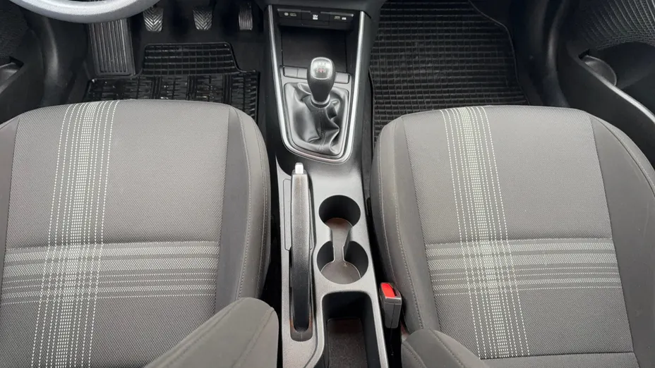 HYUNDAI i20 i20 1.2 Pure