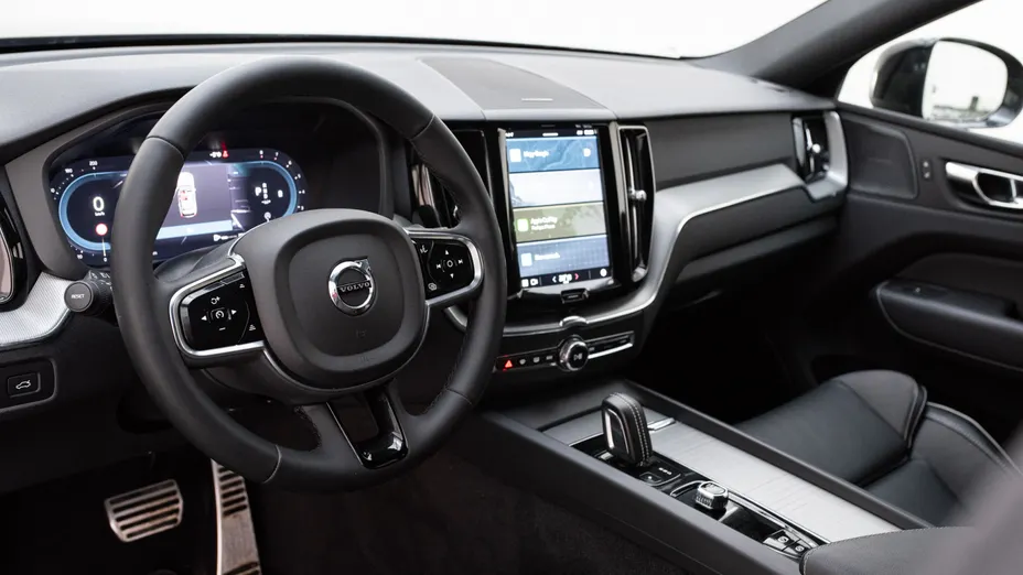 VOLVO XC60 XC60 B4 B R-Design aut