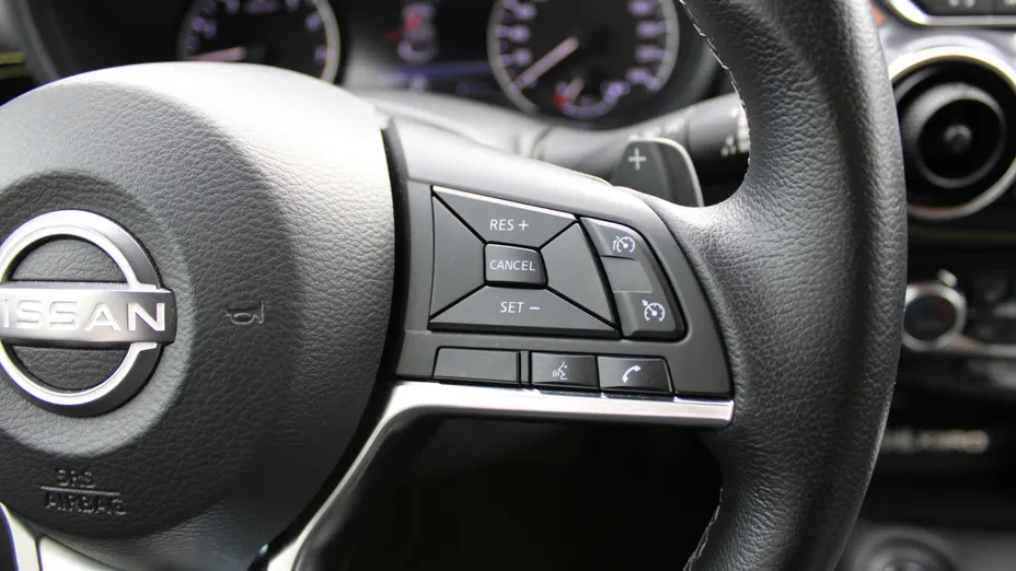 NISSAN Juke Juke 1.0 DIG-T Kiiro DCT