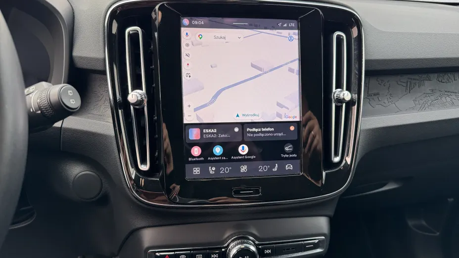 VOLVO XC40 XC40 73kWh P6 Recharge Plus aut