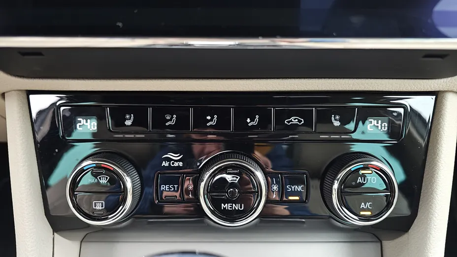 SKODA Superb Superb 2.0 TDI SCR 4x4 L&K DSG