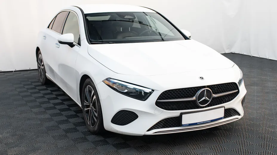 MERCEDES-BENZ A Klasa A 200 d Progressive 8G-DCT