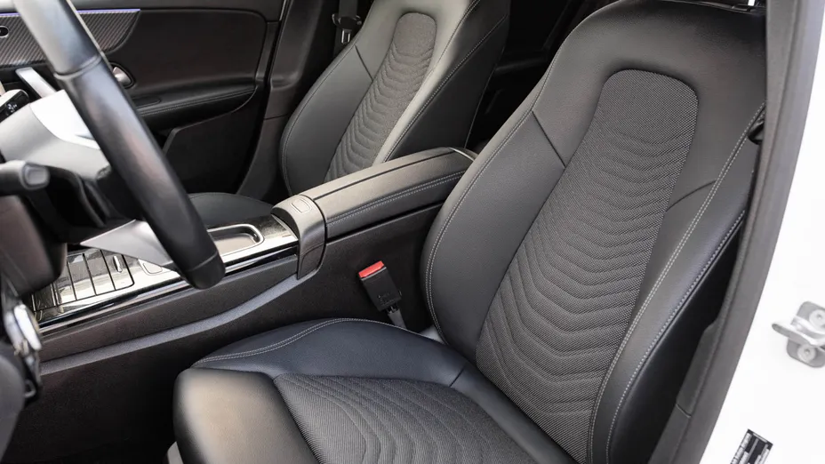 MERCEDES-BENZ A Klasa A 200 d Progressive 8G-DCT