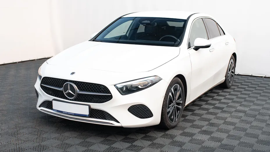 MERCEDES-BENZ A Klasa A 200 d Progressive 8G-DCT