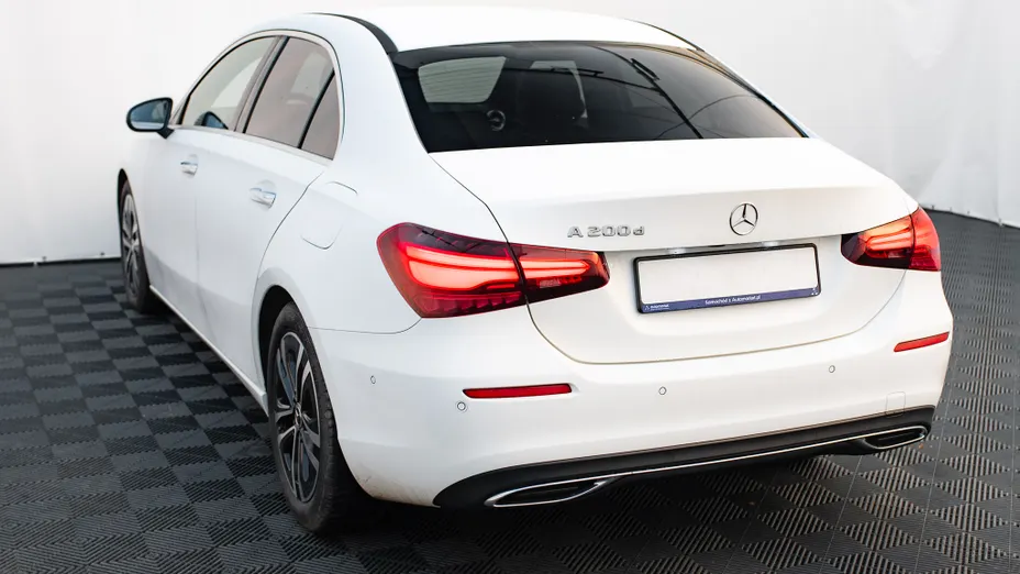 MERCEDES-BENZ A Klasa A 200 d Progressive 8G-DCT