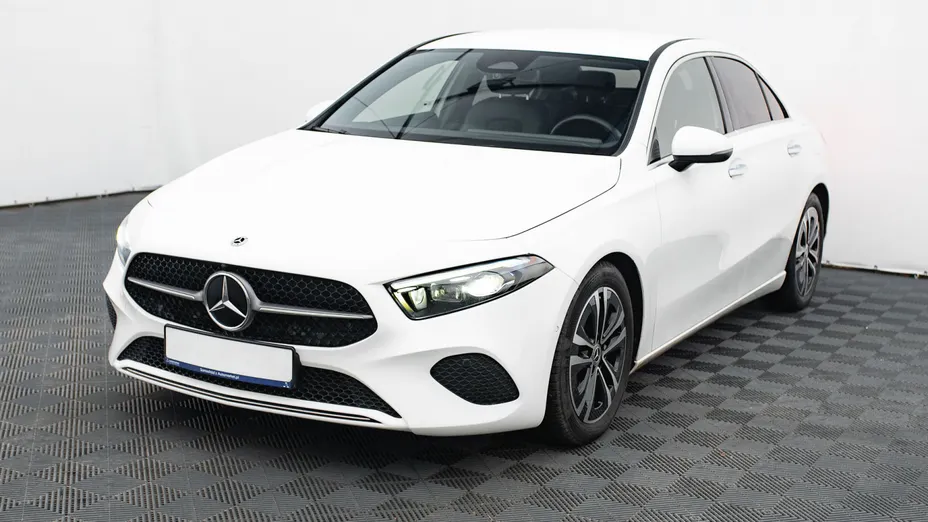 MERCEDES-BENZ A Klasa A 200 d Progressive 8G-DCT
