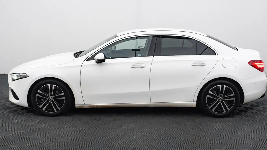 MERCEDES-BENZ A Klasa A 200 d Progressive 8G-DCT