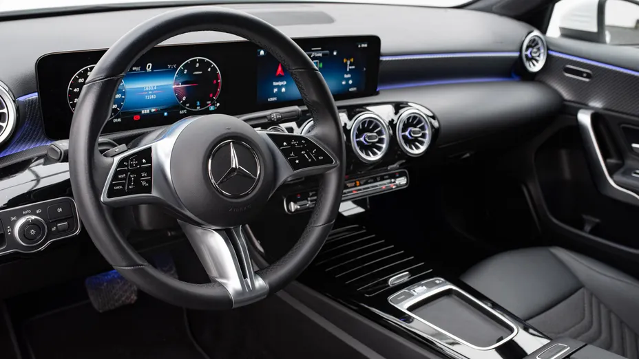 MERCEDES-BENZ A Klasa A 200 d Progressive 8G-DCT