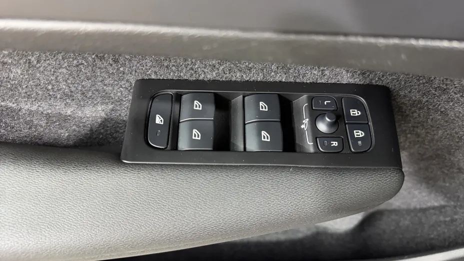 VOLVO XC40 XC40 T3 Momentum Pro aut