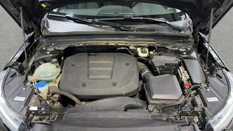 VOLVO XC40 XC40 T3 Momentum Pro aut