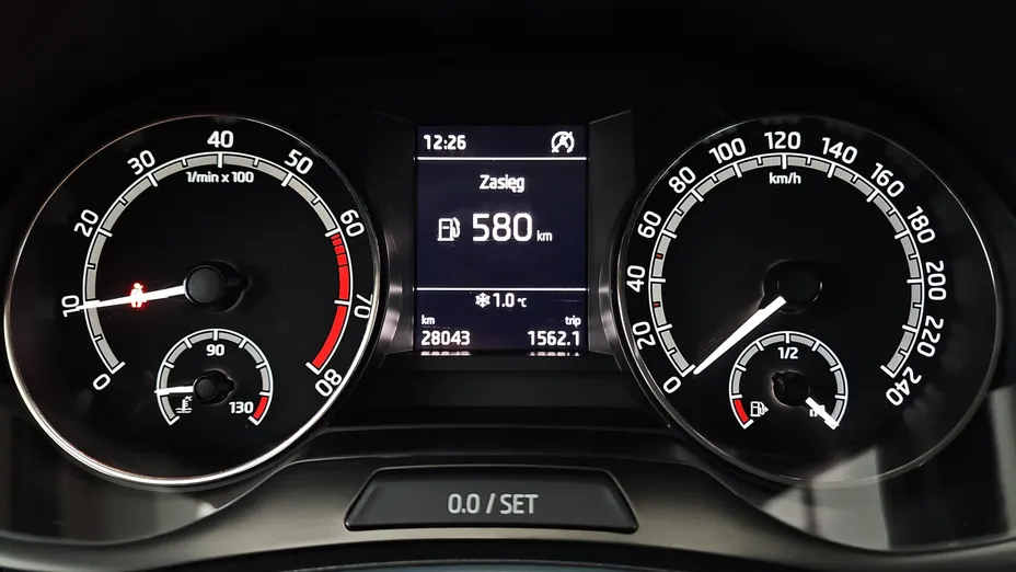 SKODA Fabia Fabia 1.0 TSI Ambition Plus